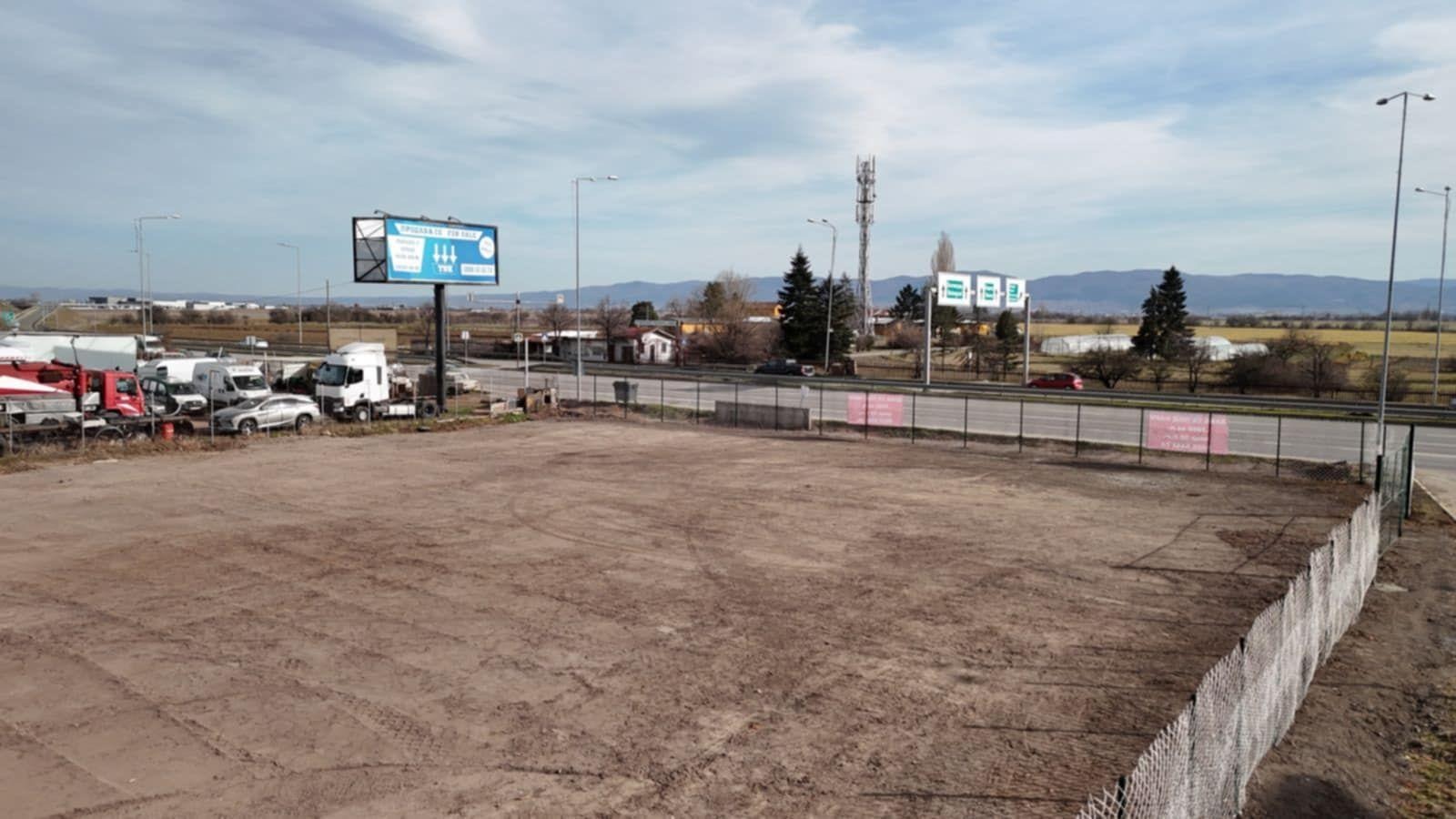 Продава ПАРЦЕЛ, гр. София, Враждебна, снимка 2 - Парцели - 52047531
