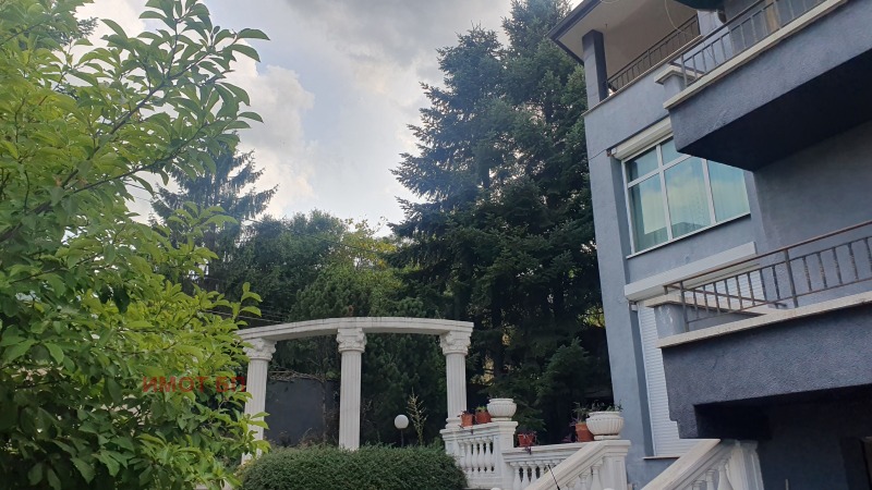 Продава КЪЩА в град София, Драгалевци - 950 кв.м / 990 000 € » 1 936 271.70 лв., ИМОТ БП