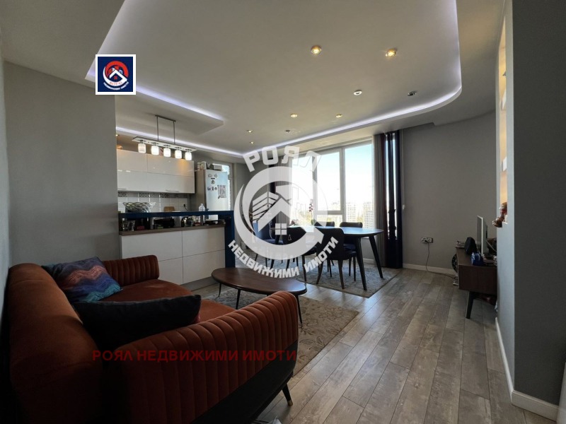 Продава 3-СТАЕН, гр. Пловдив, Тракия, снимка 2 - Апартаменти - 52744956