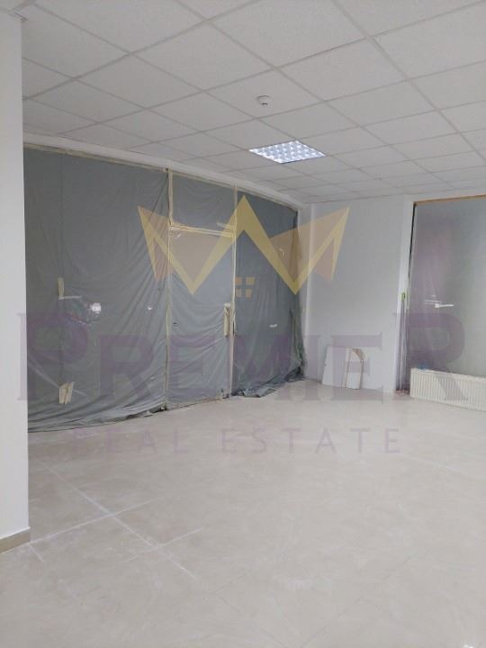 Na prodej  Kancelář Sofia , Studentski grad , 48 m2 | 60782736 - obraz [2]