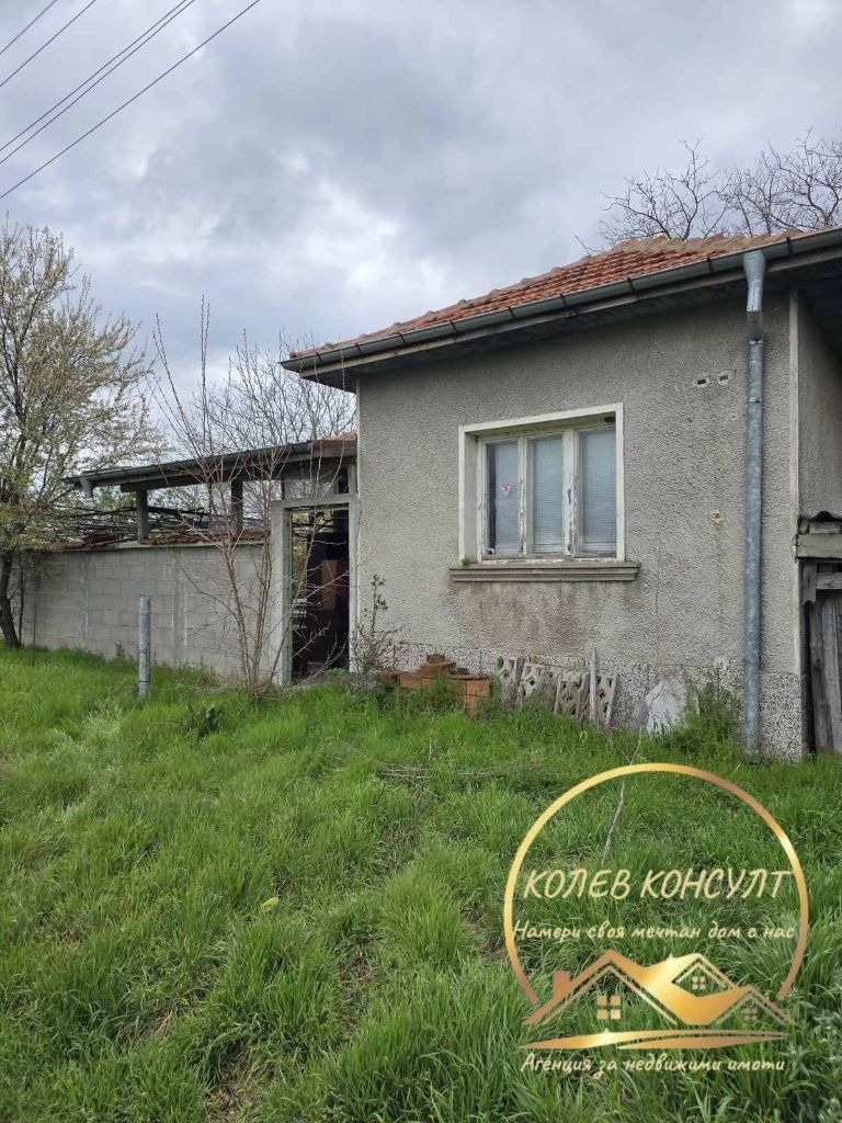 Продава КЪЩА, с. Караджалово, област Пловдив, снимка 11 - Къщи - 54085109