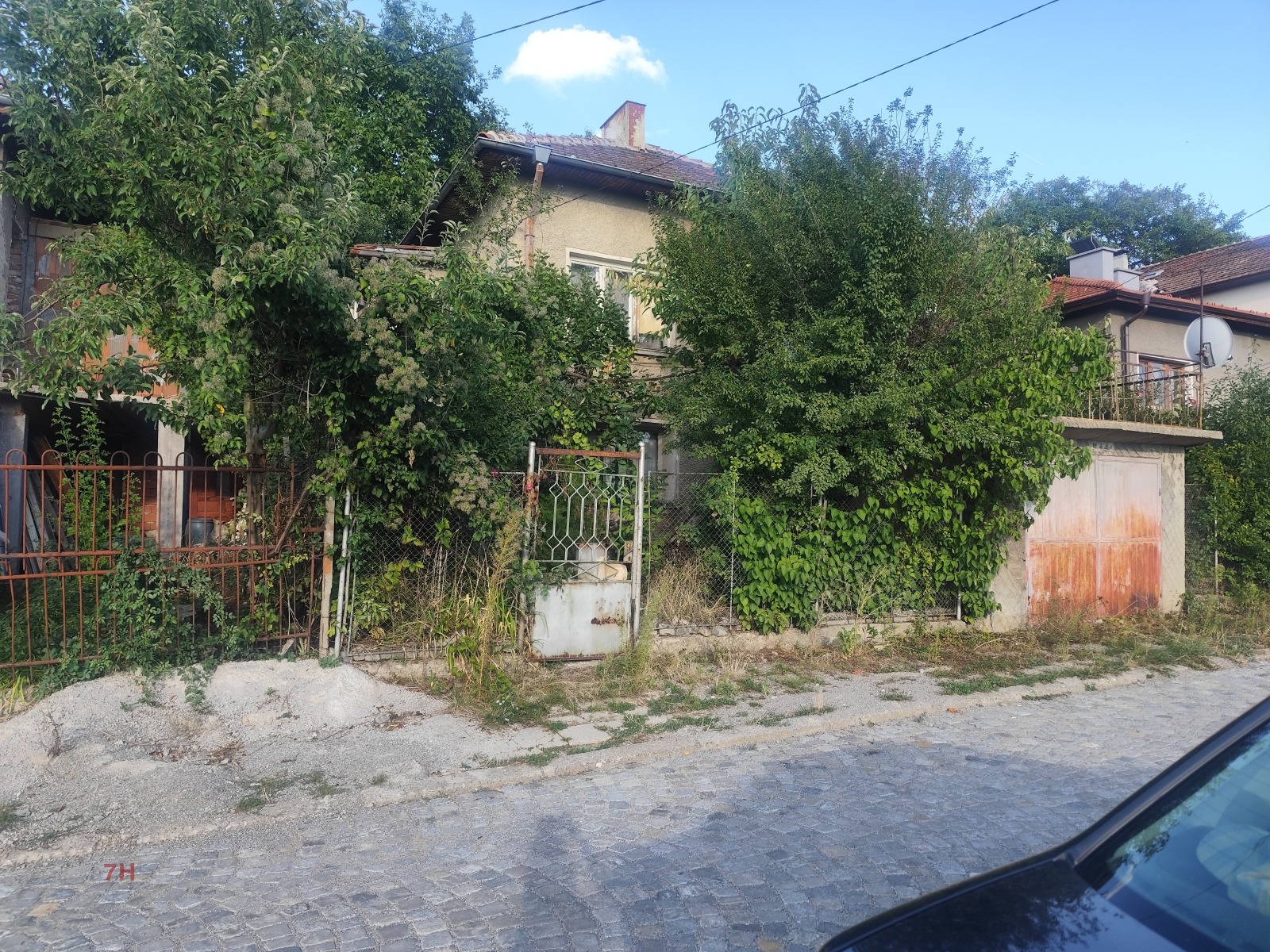 Продава КЪЩА, гр. Перник, Ралица, снимка 2 - Къщи - 54793650