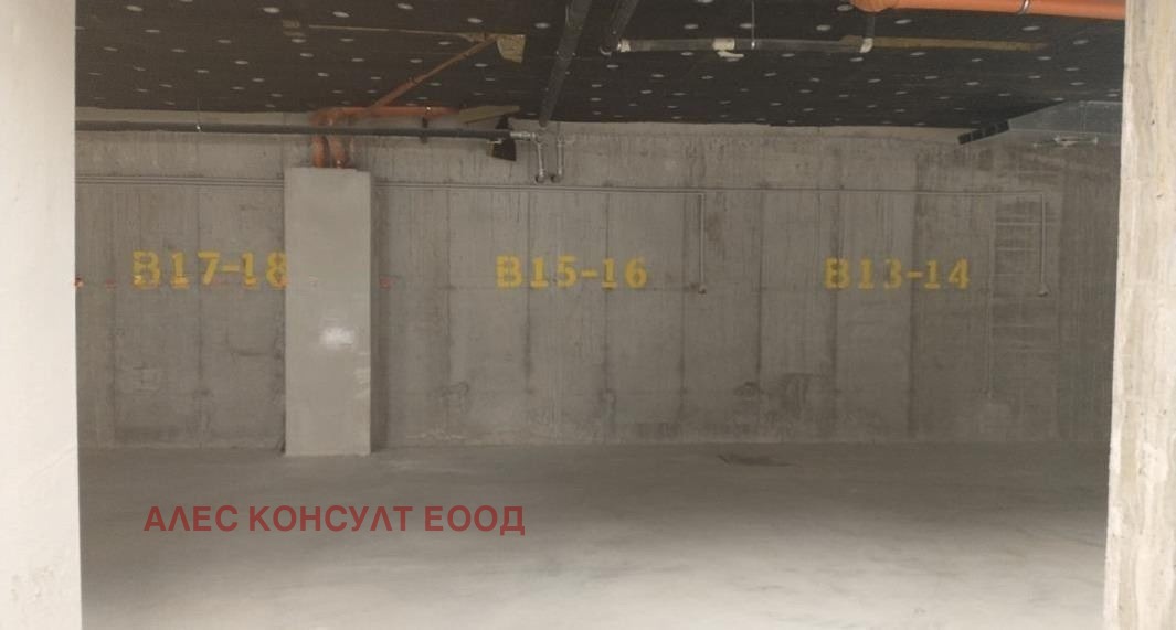 Продава ГАРАЖ, ПАРКОМЯСТО, гр. София, Манастирски ливади, снимка 4 - Гаражи и паркоместа - 55525707