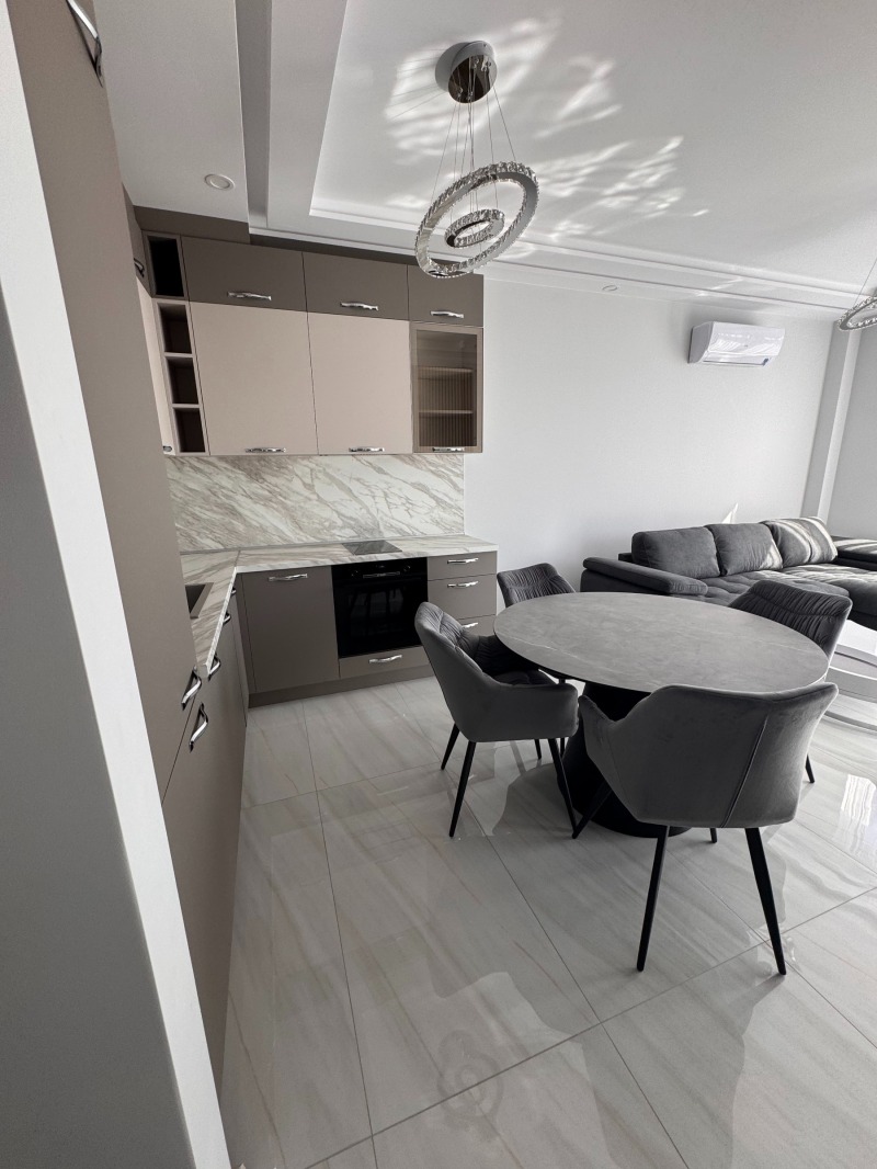 Na prodej  1 ložnice Sofia , Krastova vada , 82 m2 | 29628682 - obraz [2]