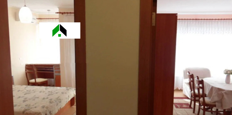 Продава 3-СТАЕН, гр. Нови пазар, област Шумен, снимка 4 - Апартаменти - 51559291