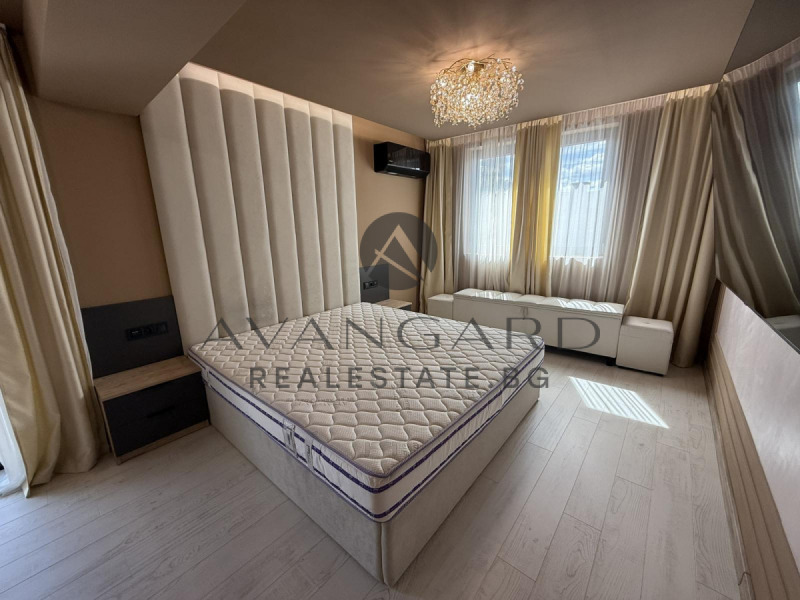 Zu verkaufen  2 Schlafzimmer Plowdiw , Zentar , 135 qm | 53408995 - Bild [4]