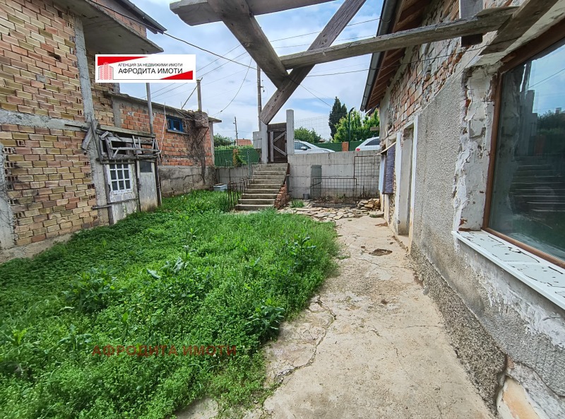 Продава КЪЩА, с. Малка Верея, област Стара Загора, снимка 2 - Къщи - 45841987