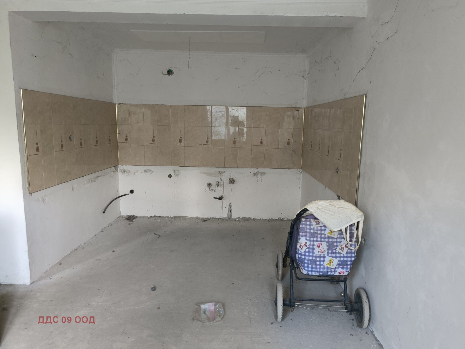 Продава КЪЩА, гр. Вършец, област Монтана, снимка 2 - Къщи - 54581795