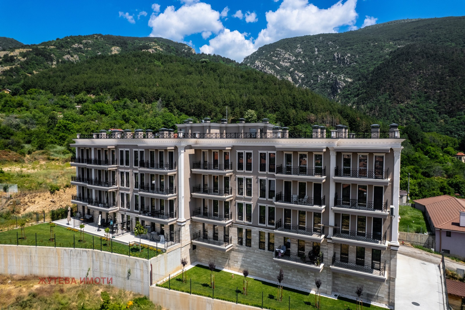Продава 2-СТАЕН, гр. Карлово, област Пловдив, снимка 2 - Апартаменти - 50905963