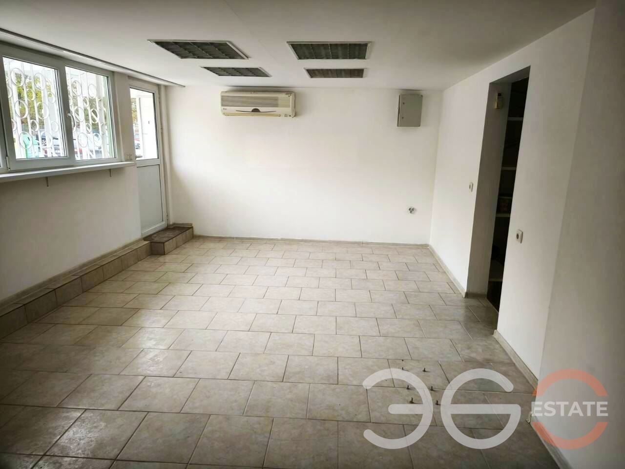 Продава ОФИС, гр. Варна, Владислав Варненчик 1, снимка 3 - Офиси - 53982656