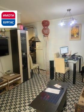 Продава 2-СТАЕН, гр. Бургас, Зорница
