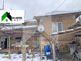 Продажба на имоти в гр. Нови пазар, област Шумен — страница 2 - изображение 13 