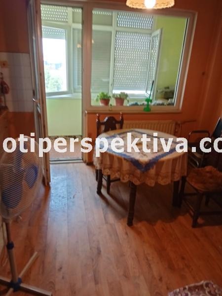 Zu verkaufen  2 Schlafzimmer Plowdiw , Kjutschuk Parisch , 102 qm | 53036608 - Bild [2]