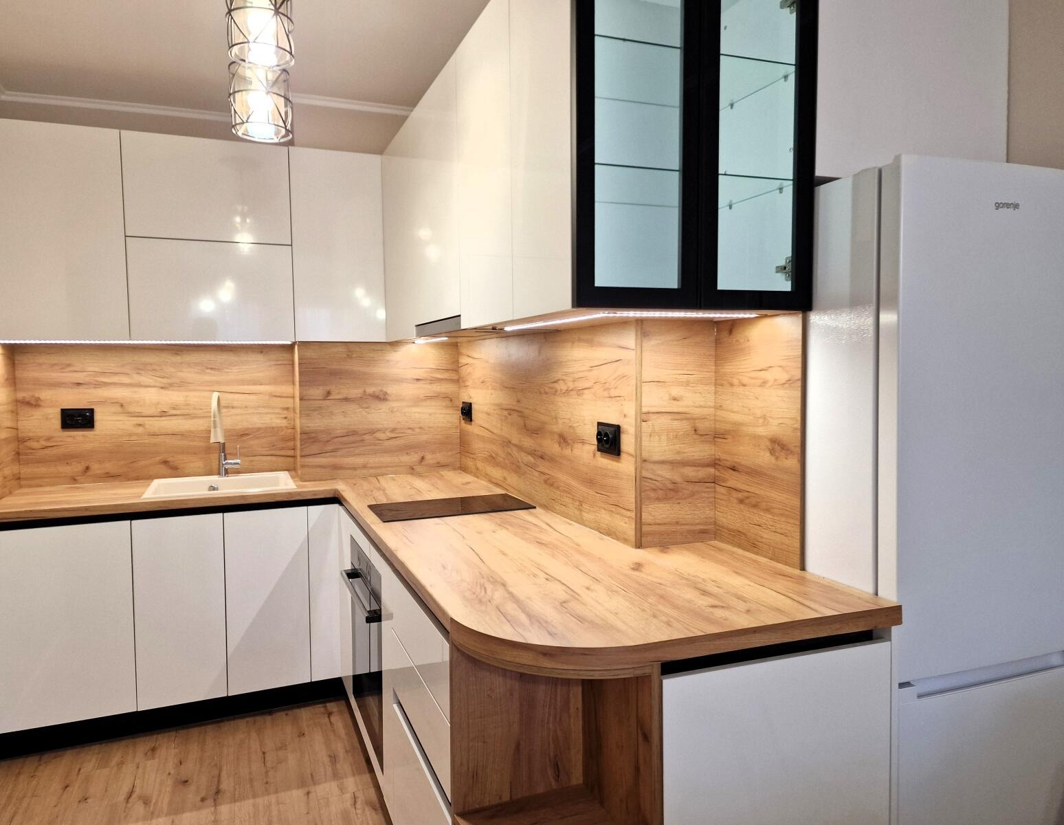 Продава 2-СТАЕН, гр. Пловдив, Остромила, снимка 6 - Апартаменти - 53680719