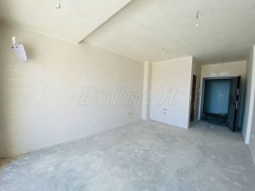 Studio Ljatno kino Trakija, Varna