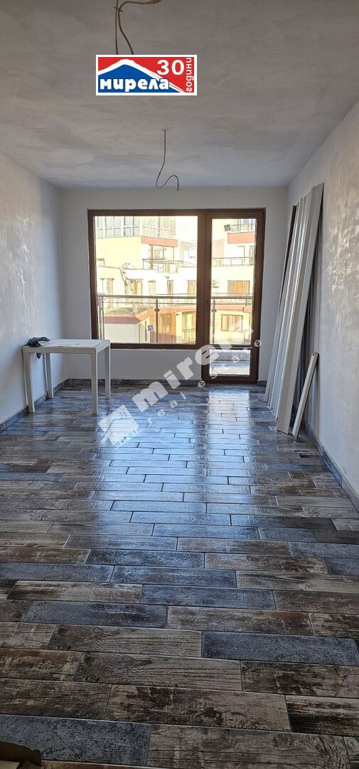 Продава  2-стаен, град Велико Търново, Център •  110 000 EUR • ID 18712544 — holmes.bg - [1] 
