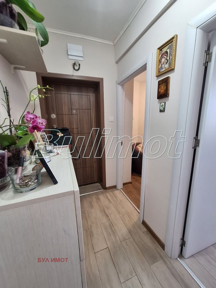 Продава  1-стаен град Варна , Владислав Варненчик 1 , 36 кв.м | 33607154 - изображение [12]