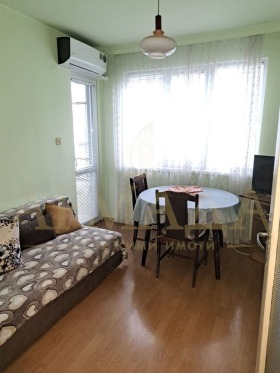 2 slaapkamers Mladezjki Chalm, Plovdiv 5