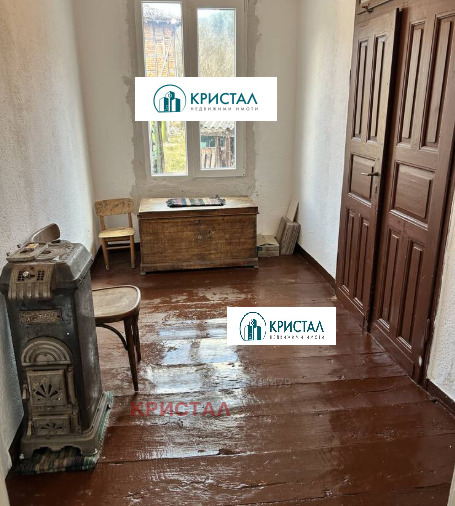 Продава КЪЩА, с. Свежен, област Пловдив, снимка 15 - Къщи - 54057157