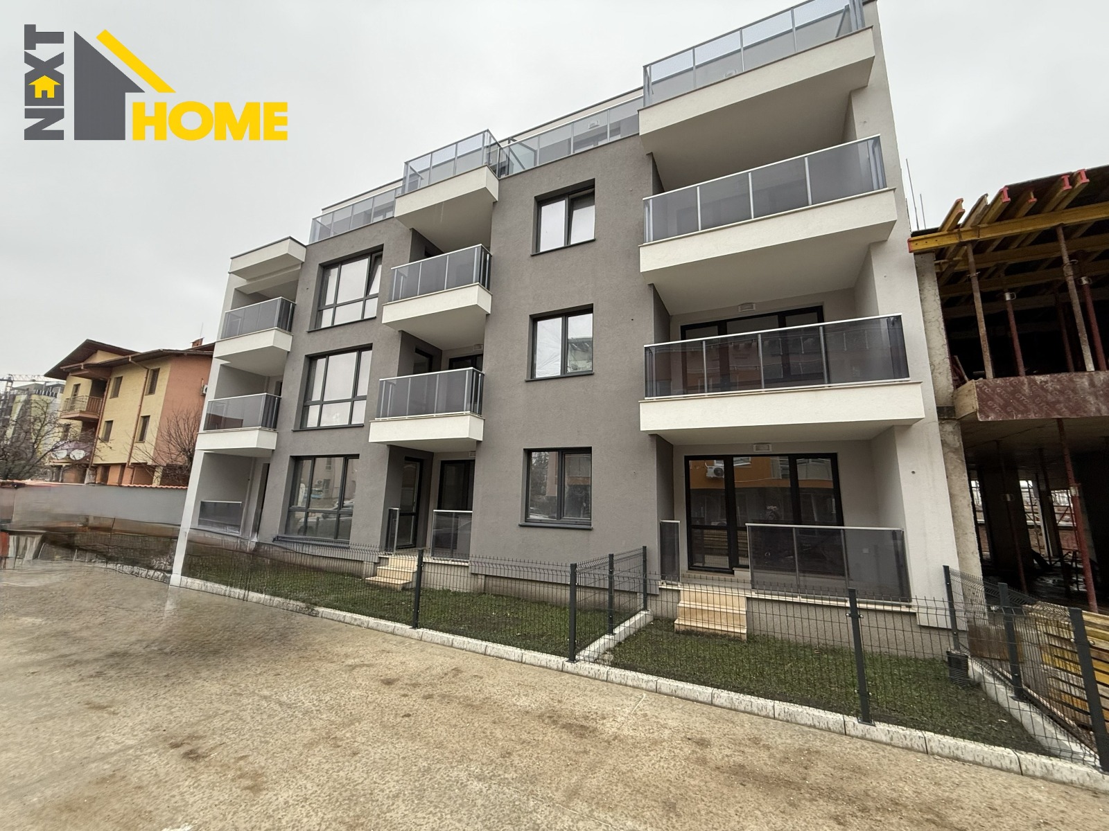 Продава 3-СТАЕН, гр. Пловдив, Коматевско шосе, снимка 2 - Апартаменти - 53718708