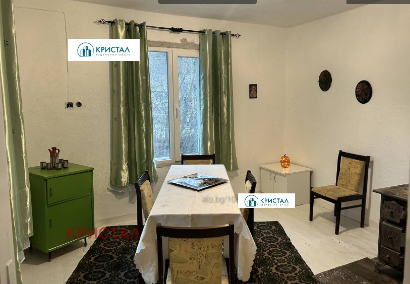 Продава КЪЩА, с. Свежен, област Пловдив, снимка 4 - Къщи - 54057157