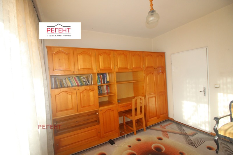 Продава 3-СТАЕН, гр. Габрово, Трендафил 1, снимка 3 - Апартаменти - 52740672