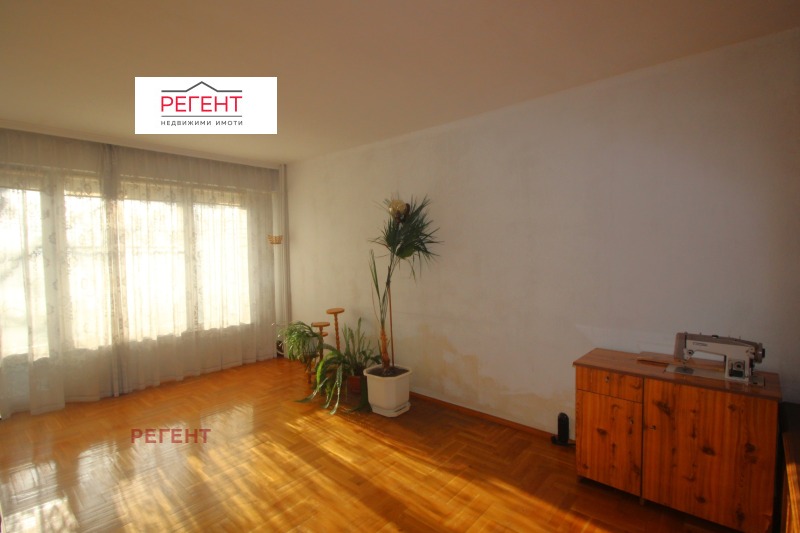 Продава 3-СТАЕН, гр. Габрово, Трендафил 1, снимка 2 - Апартаменти - 52740672