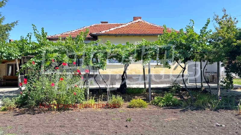 Продава  Къща, област Стара Загора, с. Зетьово • 32 900 EUR • ID 56107091 — holmes.bg - [1] 