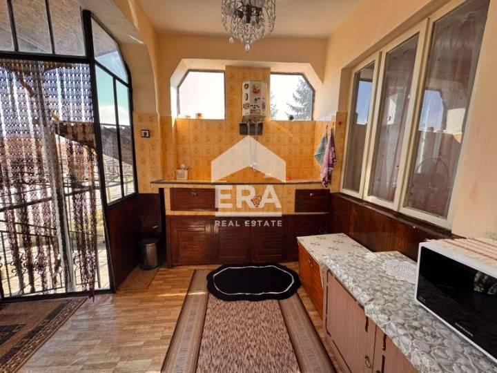 Продава КЪЩА, с. Генерал Киселово, област Варна, снимка 9 - Къщи - 54106748