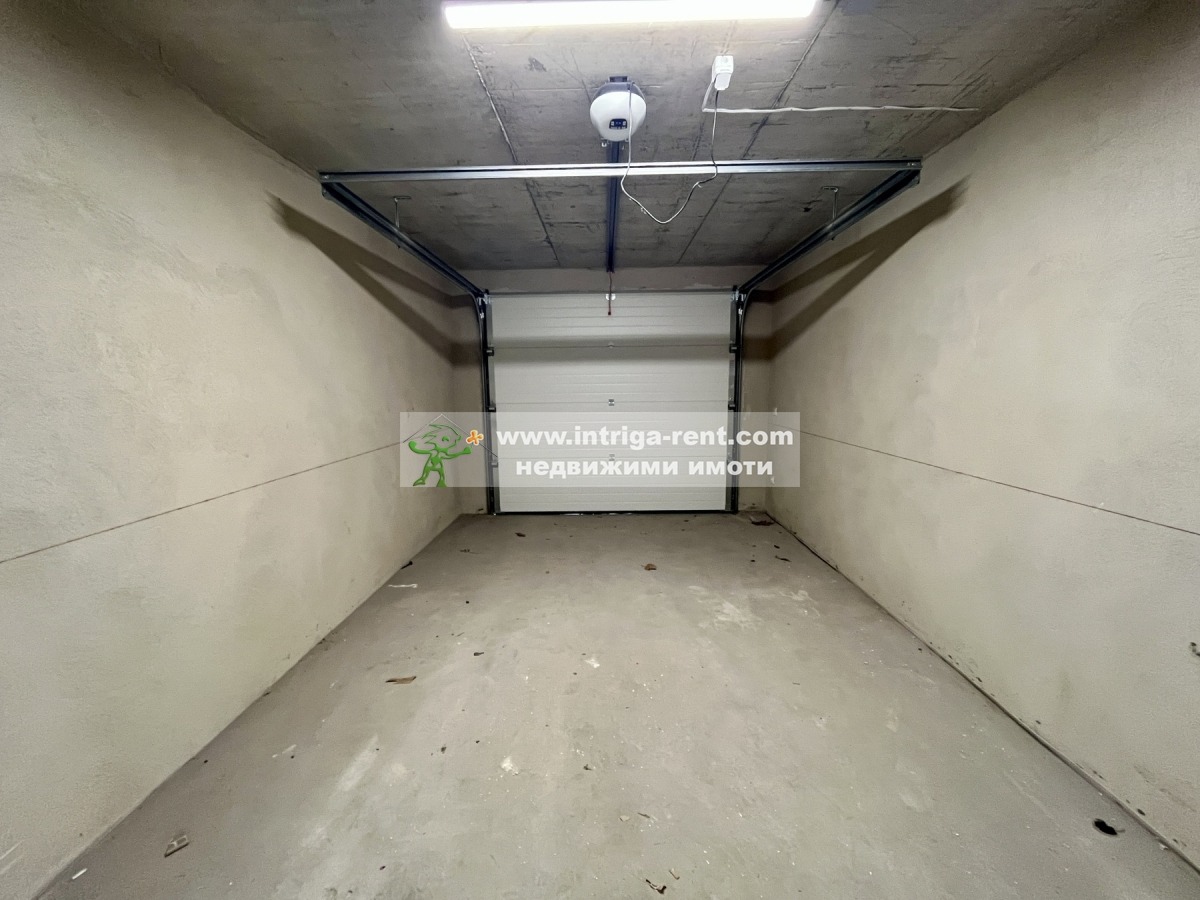 Продава ГАРАЖ, ПАРКОМЯСТО, гр. Хасково, Куба