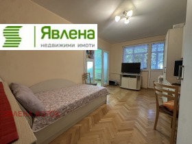 1 camera da letto Zona B-18, Sofia