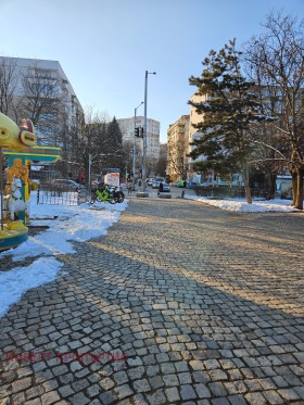 3 Schlafzimmer Goze Deltschew, Sofia 1