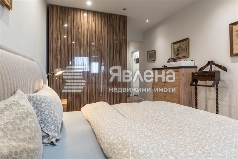 Продава  3-стаен град Варна , к.к. Св.Св. Константин и Елена , 101 кв.м | 32160431 - изображение [15]