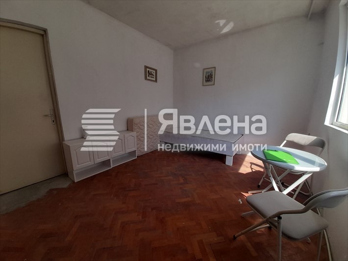 Продава 3-СТАЕН, град Варна, Колхозен пазар • 175000 € / 342270.25 лв. • 89037790 1