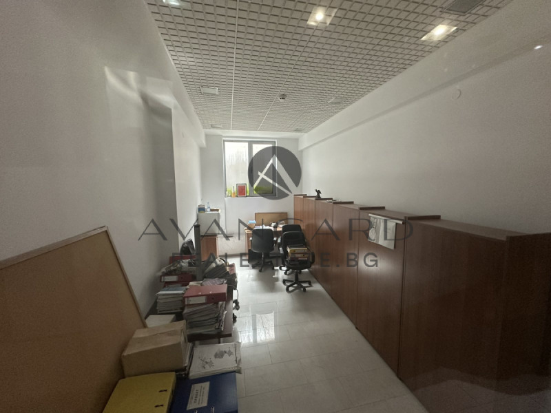 Eladó  Hivatal Plovdiv , Centar , 20 négyzetméter | 25928219