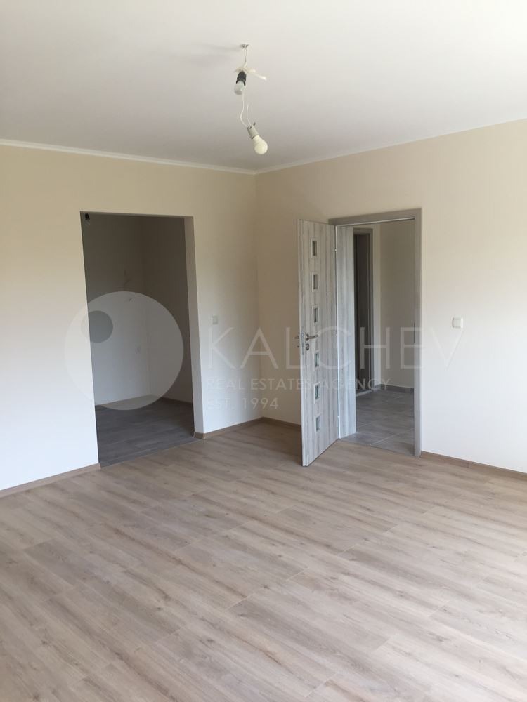 Продава КЪЩА, гр. Балчик, област Добрич, снимка 2 - Къщи - 53811189