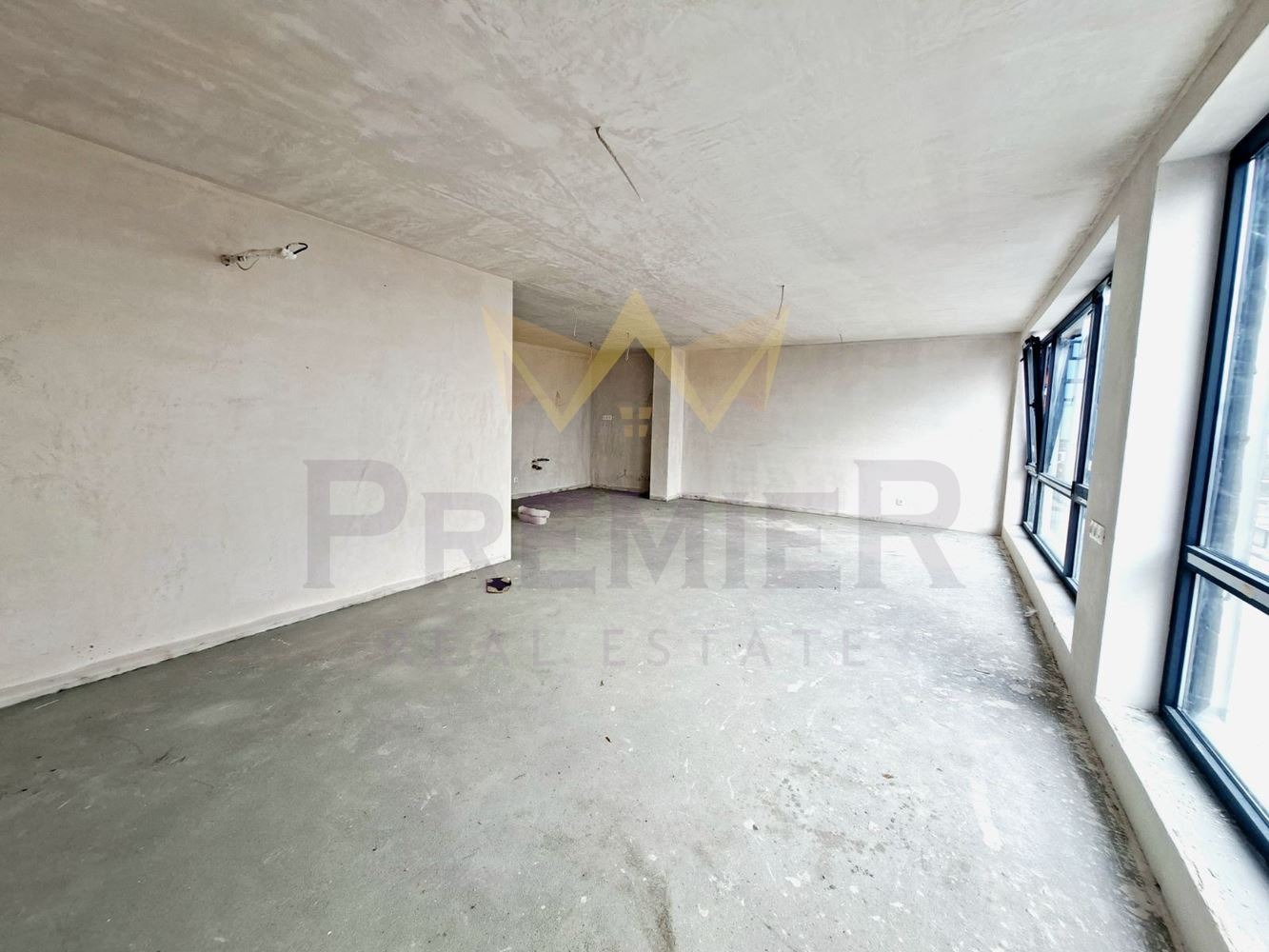 Продава 4-СТАЕН, гр. Варна, Бриз, снимка 8 - Апартаменти - 54601278