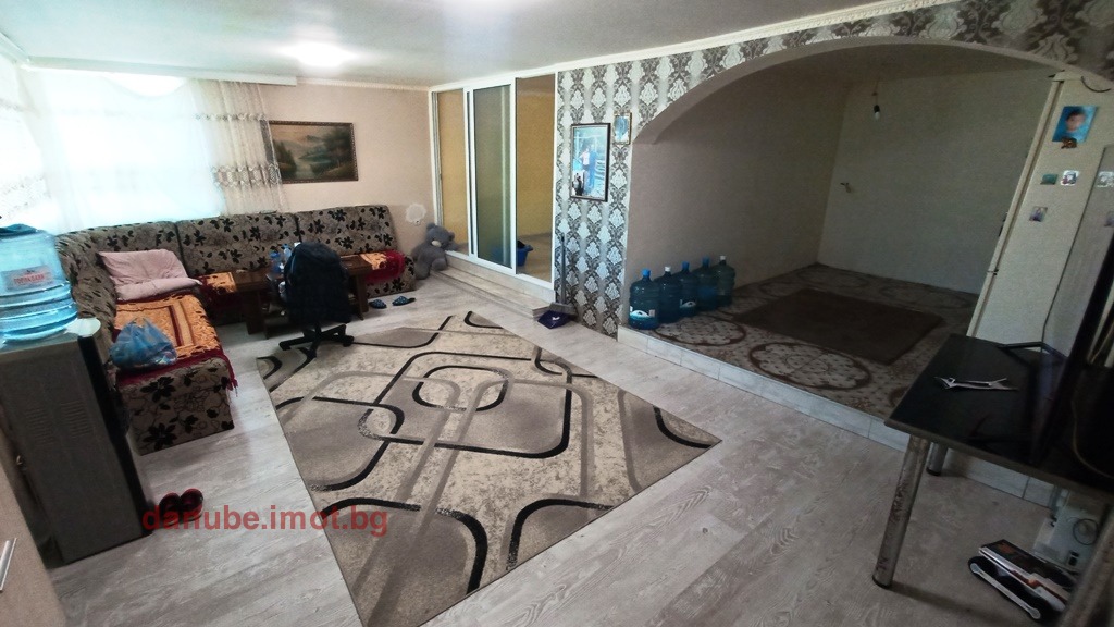 Продава КЪЩА, гр. Русе, Родина 2, снимка 2 - Къщи - 55465499