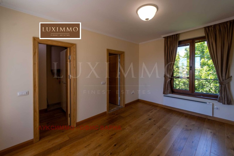 Продается  3 спальни Варна , Център , 282 кв.м | 85081787 - изображение [16]