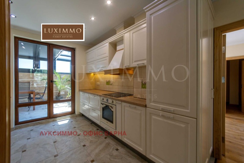 Продается  3 спальни Варна , Център , 282 кв.м | 85081787 - изображение [2]