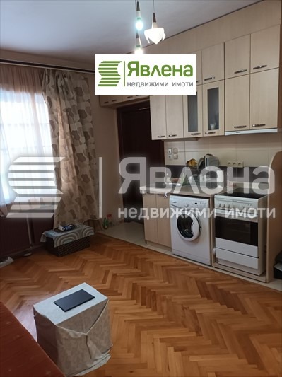 Продава ЕТАЖ ОТ КЪЩА, гр. София, Лозенец, снимка 9 - Етаж от къща - 49364886