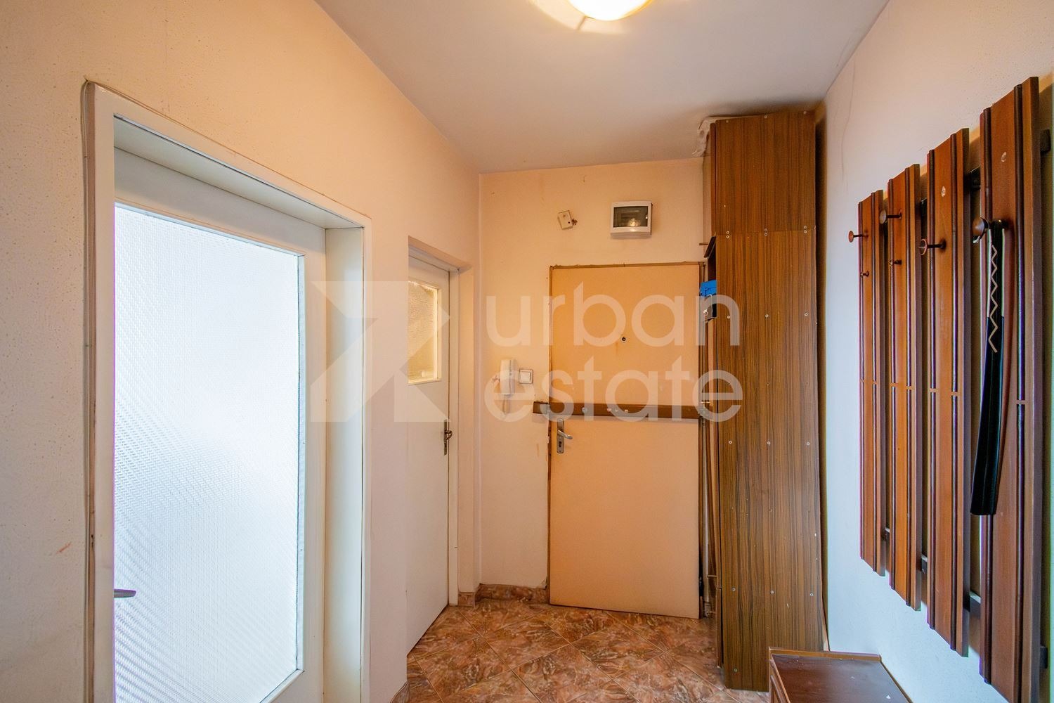 Продава 3-СТАЕН, гр. София, Банишора, снимка 6 - Апартаменти - 56112810