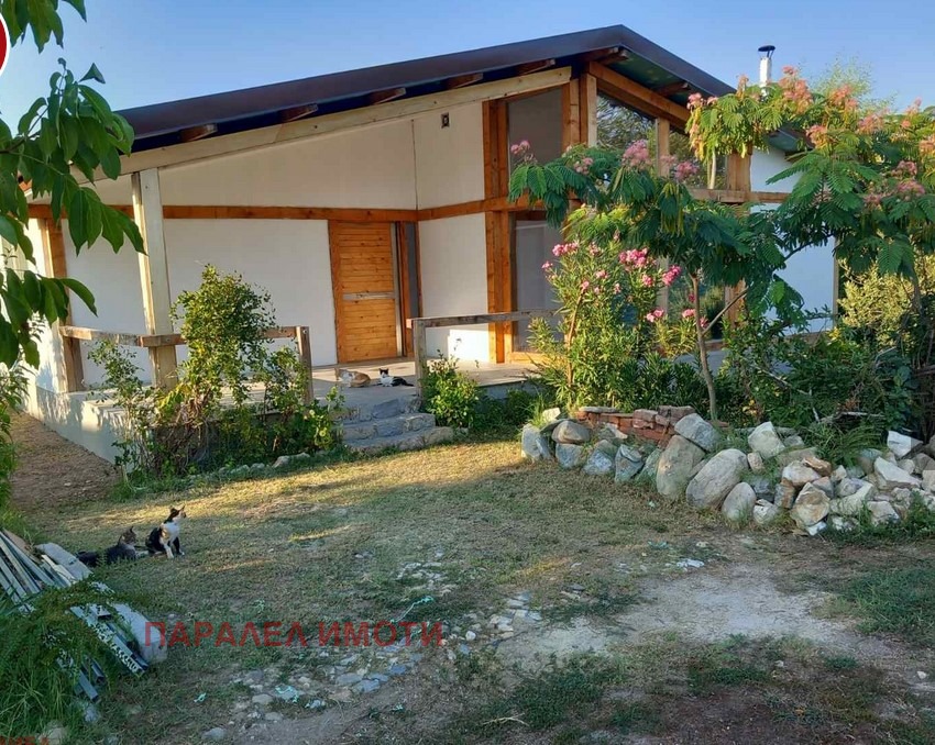 Продава КЪЩА, с. Ново село, област Пловдив, снимка 3 - Къщи - 50298650