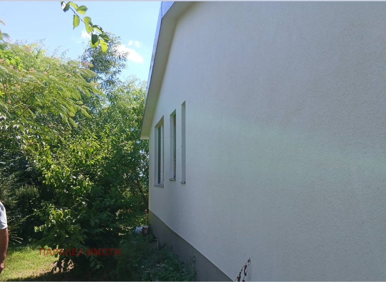 Продава КЪЩА, с. Ново село, област Пловдив, снимка 15 - Къщи - 50298650