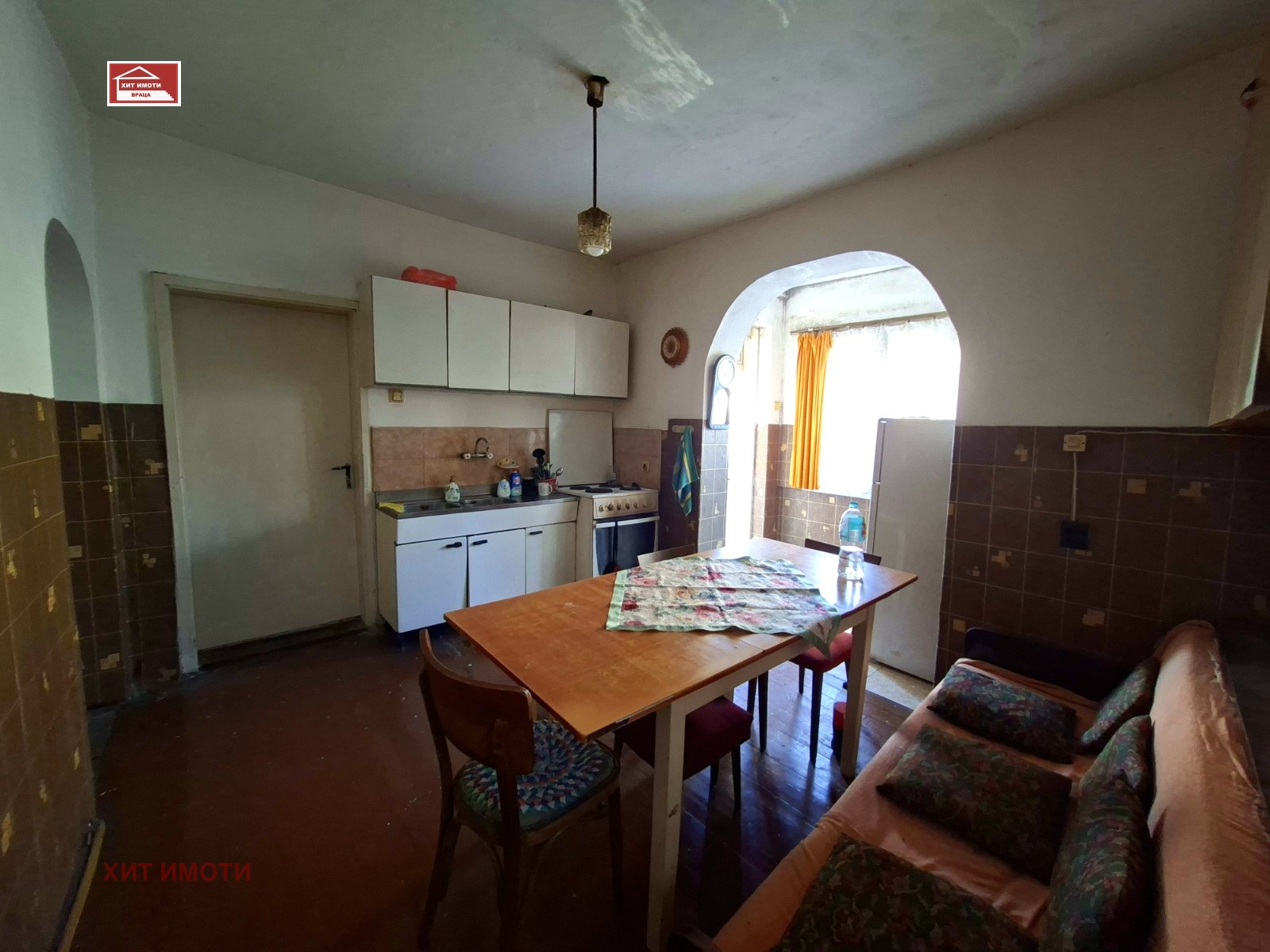 Продава КЪЩА, гр. Мездра, област Враца, снимка 7 - Къщи - 55751161