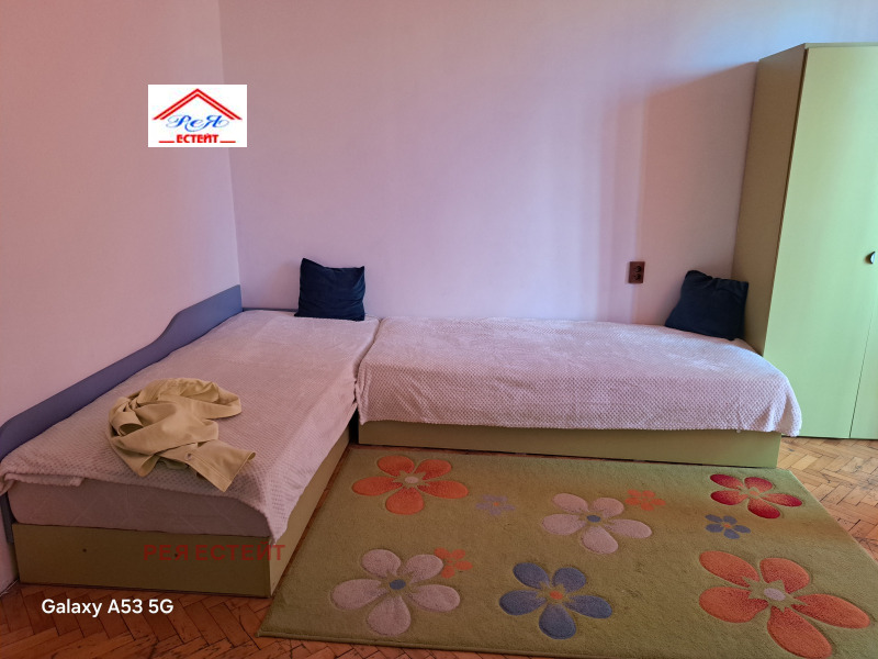 À vendre  1 chambre Pleven , Chirok tsentar , 65 m² | 77571200