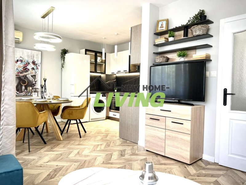Продава  3-стаен град Пловдив , Христо Смирненски , 97 кв.м | 73981450 - изображение [2]