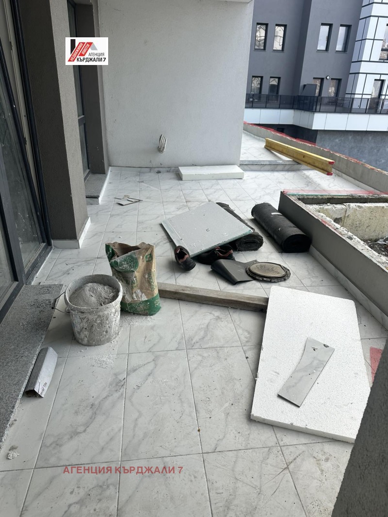 Продава 3-СТАЕН, гр. Кърджали, Център, снимка 10 - Апартаменти - 52690938