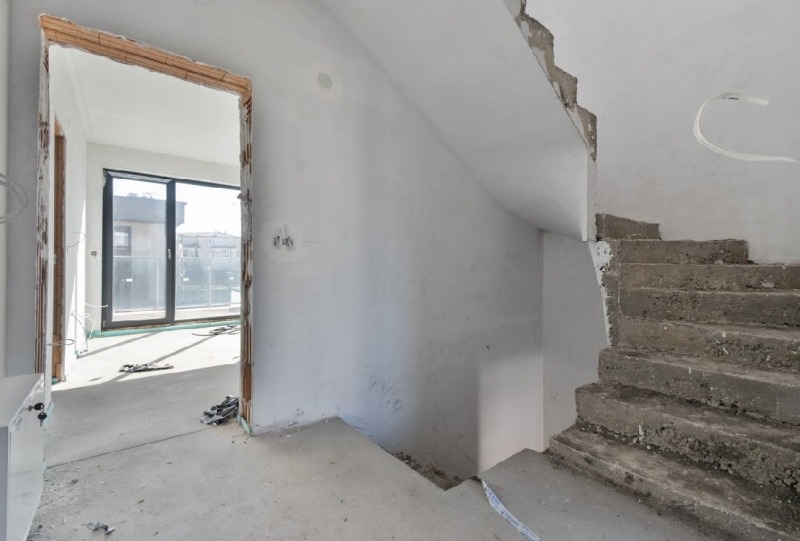 Продава КЪЩА, гр. Пловдив, Остромила, снимка 15 - Къщи - 52176569