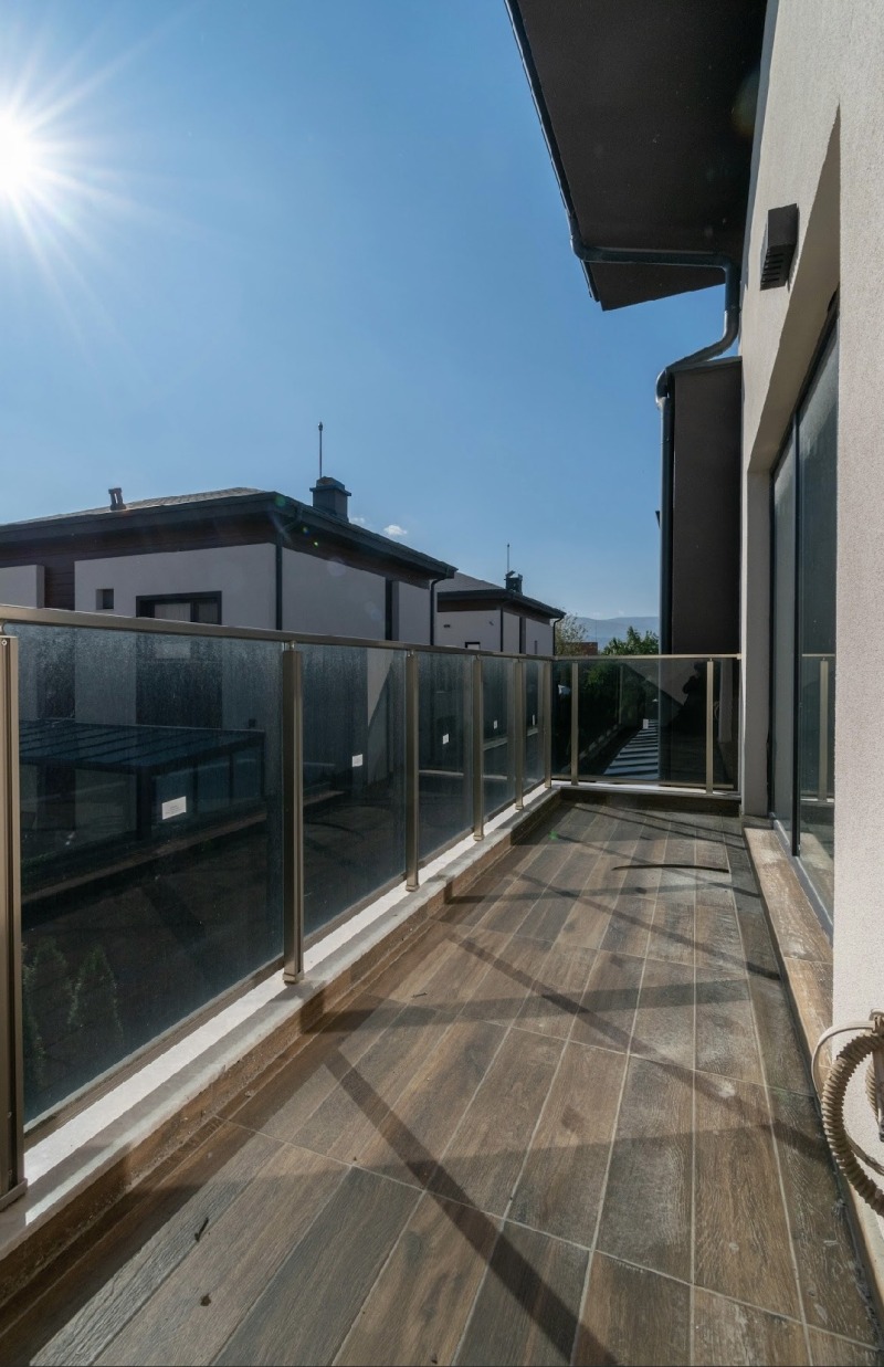 Продава КЪЩА, гр. Пловдив, Остромила, снимка 3 - Къщи - 52176569